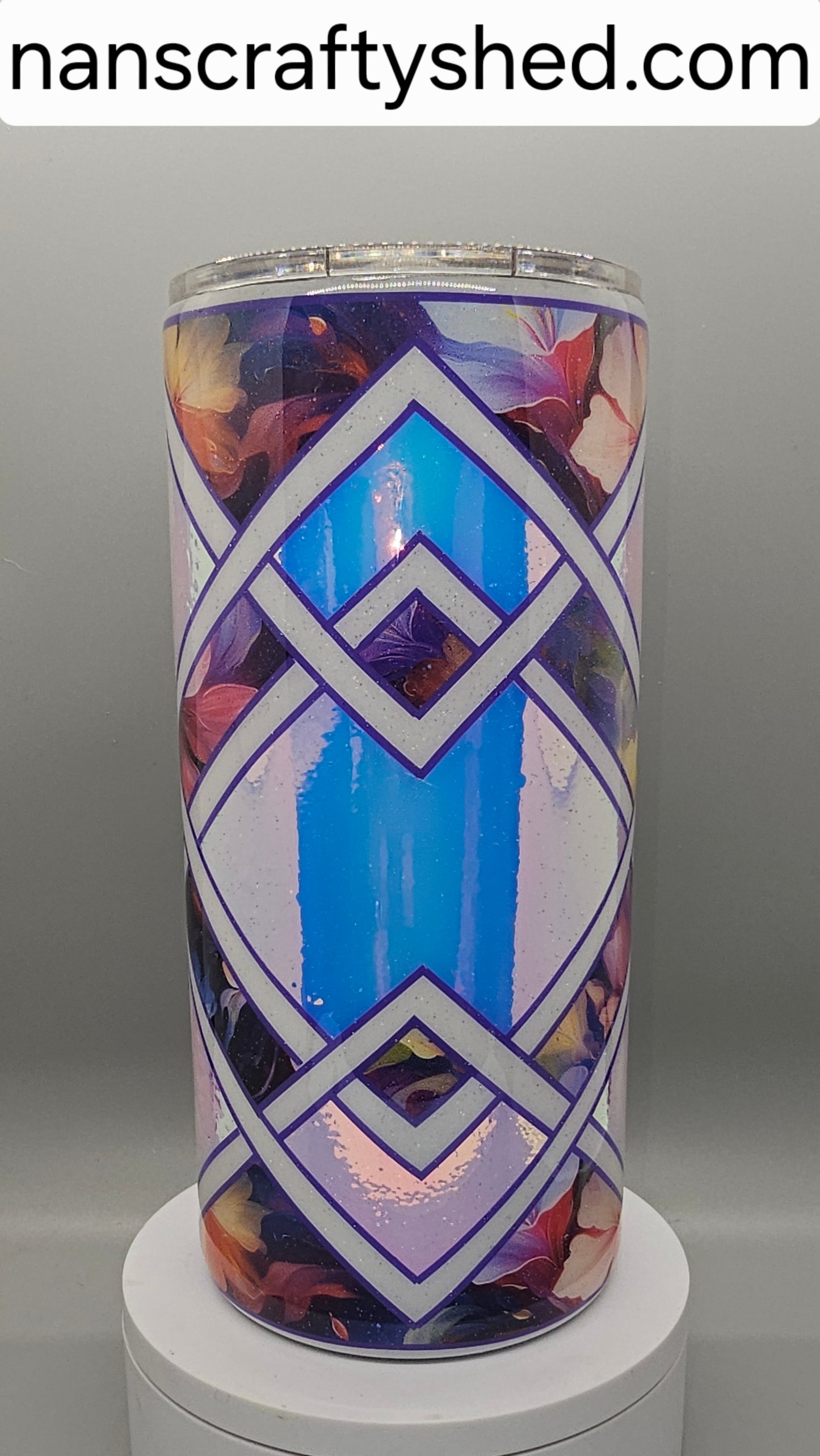 Diamond Waves Iridescent 20-ounce thick tumbler