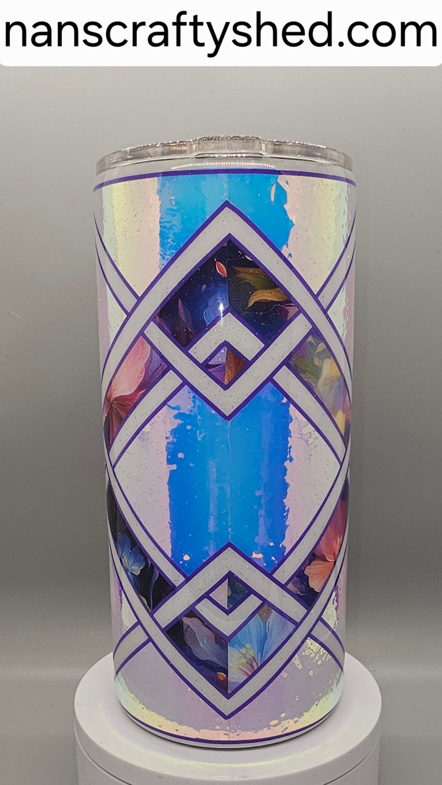 Diamond Waves Iridescent 20-ounce thick tumbler