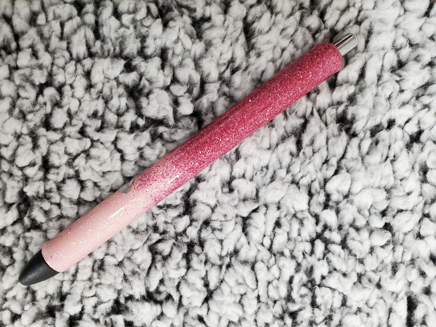 Pink "love" Glitter Pen - Refillable gel.