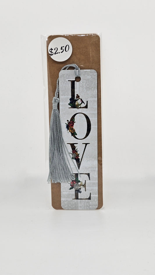 LOVE Bookmark
