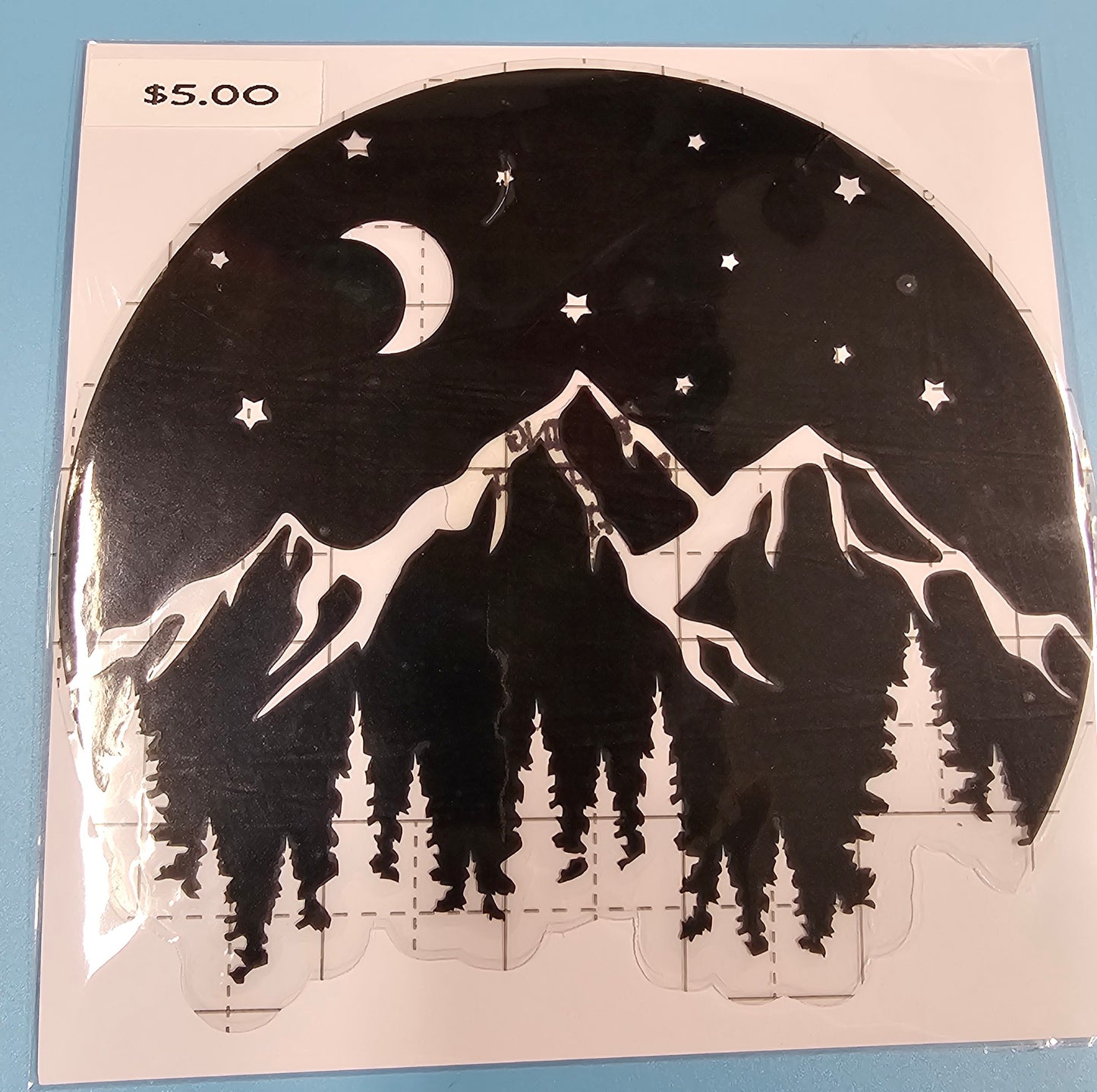 Round Mountain Scene Decal