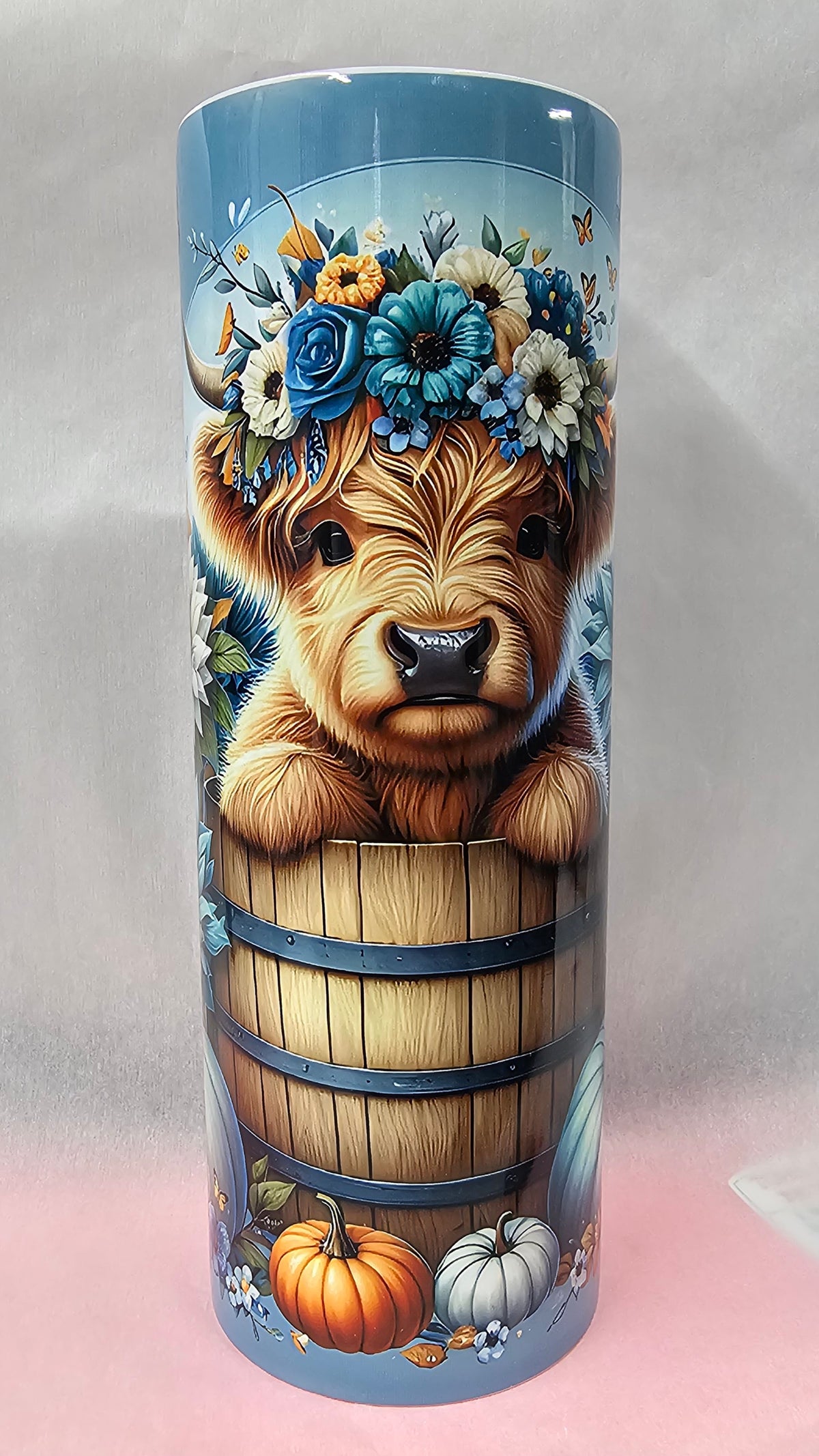 Blue Flowers Fall Highland Cow 20oz Tumbler